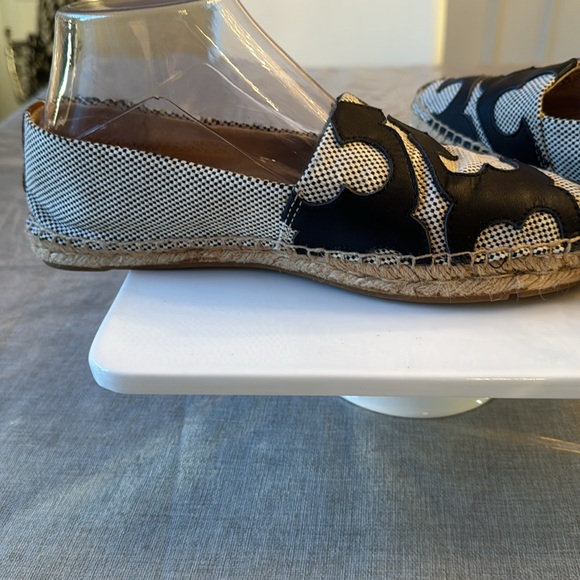 Tory Burch Black/White Canvas And Leather Logo Lonnie Espadrilles Flats Size 9M - Picture 6 of 13